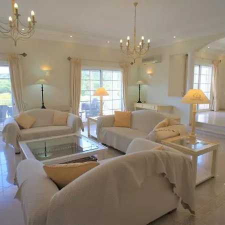 فيلة Vale Do Garrao Sleeps 8 Pool Air Con Wifi