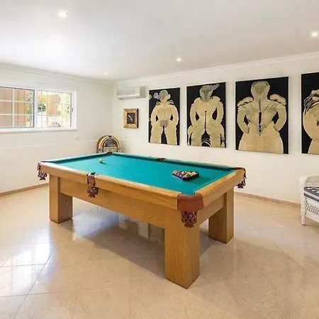 Vale Do Garrao Sleeps 8 Pool Air Con Wifi فيلة كينتا دو لاغو